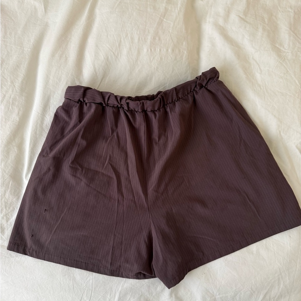 Alo Women's Ready Set Short - Picture 4 of 4